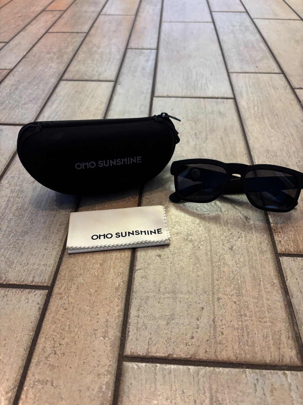 OHO SUNSHINE 5.2 Wireless Smart Glasses Black with Case and Cloth